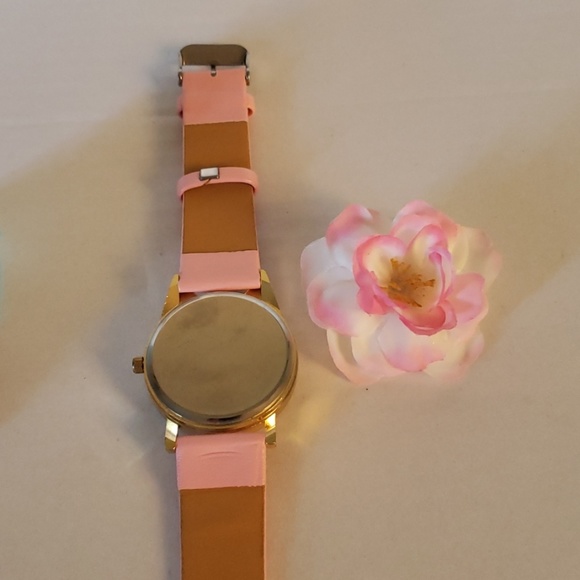 Kawaii pink neko watch, Japan - Picture 5 of 5